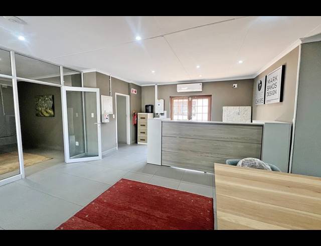 BUSINESS PROPERTY TO RENT IN SANDOWN